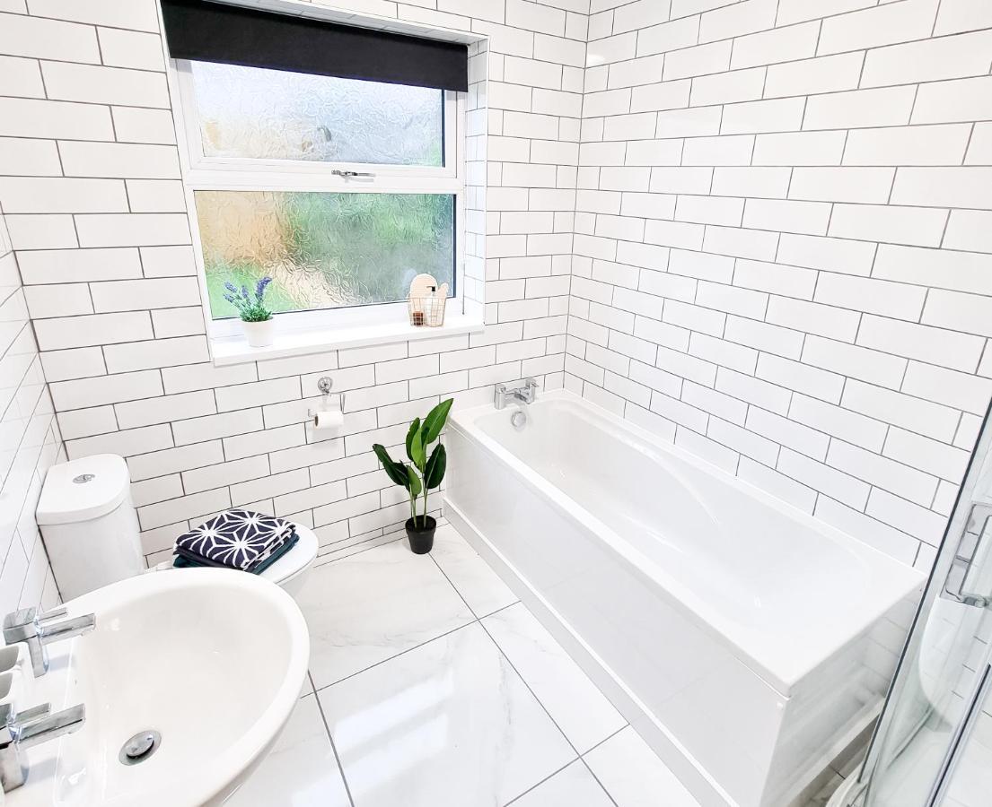 Spacious 3-Bed Near The City Centre Swansea Extérieur photo